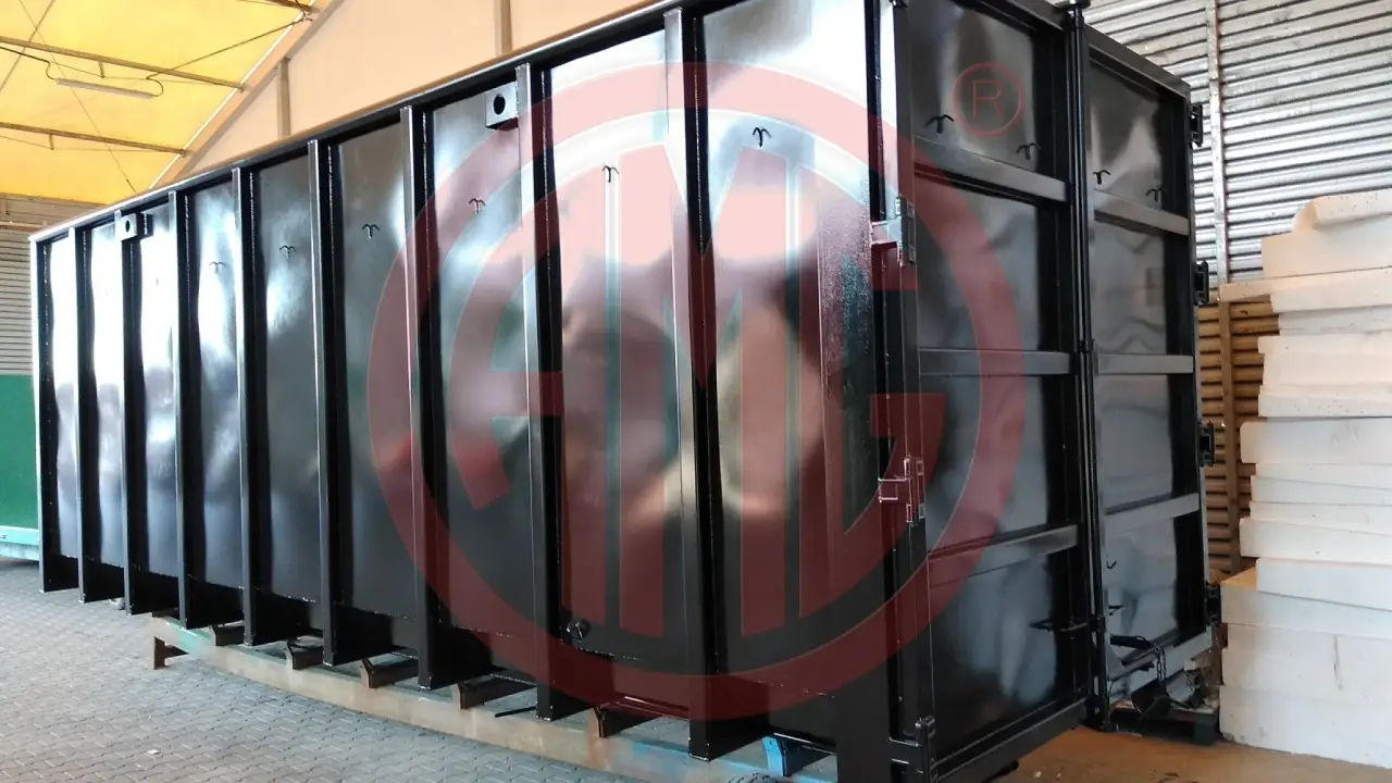 39 m3 | L: 6.75  Abrollmulde offen