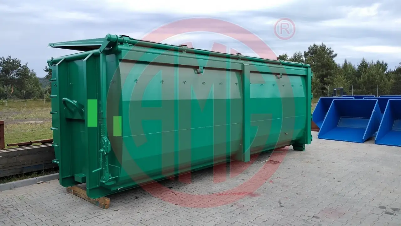 31 m3 | L: 6.25 spantenlos halbrund m. Zahnstangendach