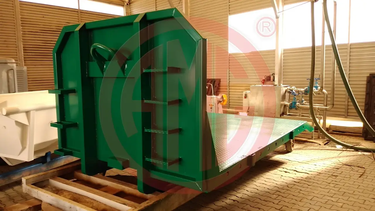 Grafik Nummer 2, Produktname: L:4.25 Abrollplattform mit Auffahrrrapmen