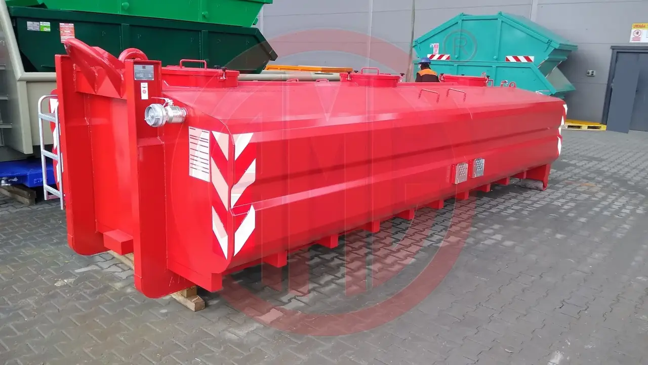 Grafik Nummer 2, Produktname: 12.500 Liter Wassertank mit 3 Mannlöcher